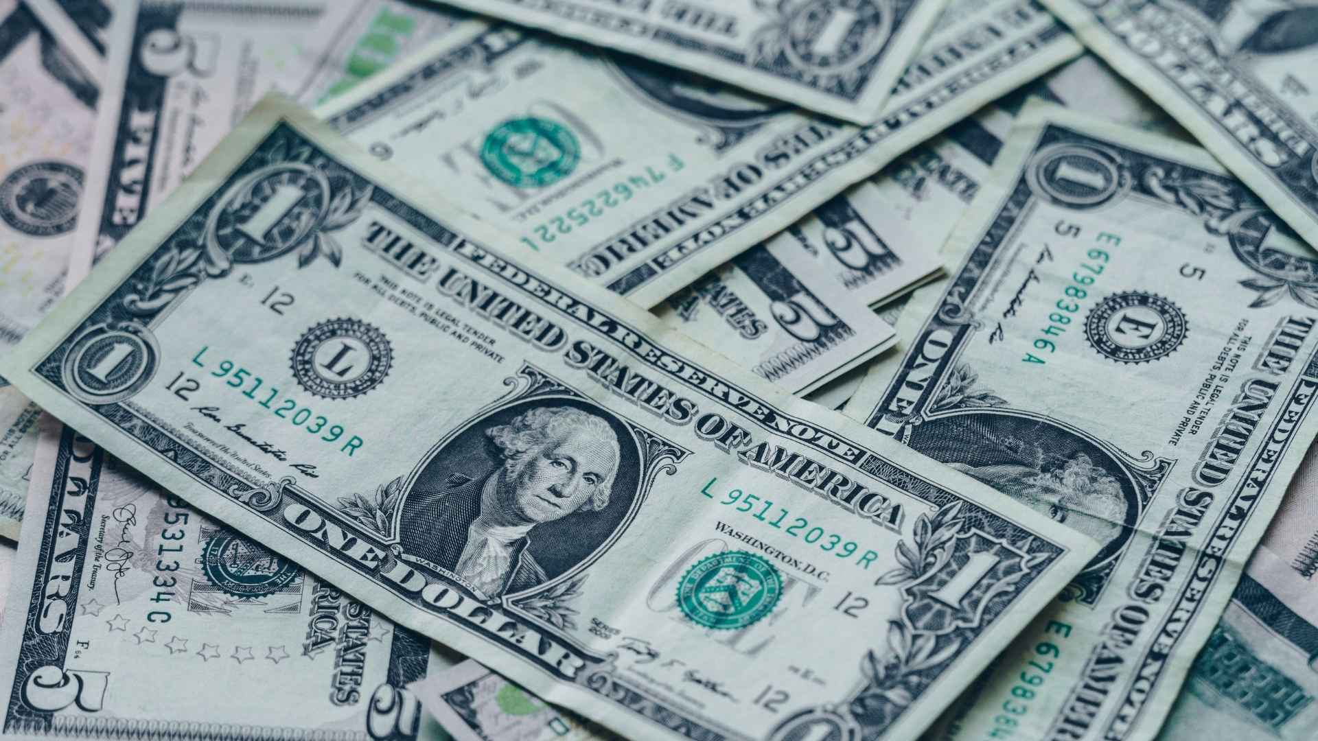 4 Ways to Generate Extra Income Online and Transform Your Financial Reality